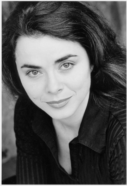 melanienelson_headshot