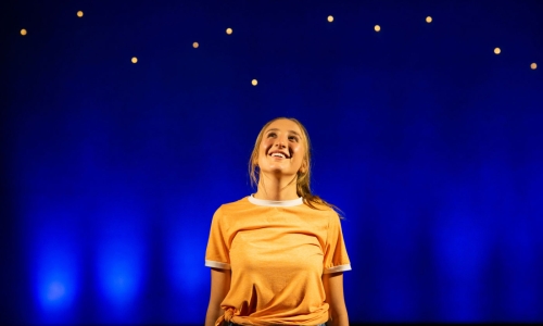 sunny-in-the-dark-production-photos-46