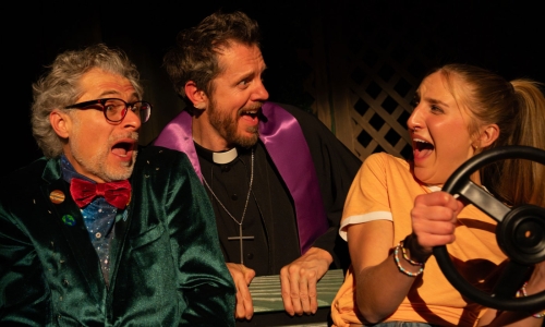 sunny-in-the-dark-production-photos-56